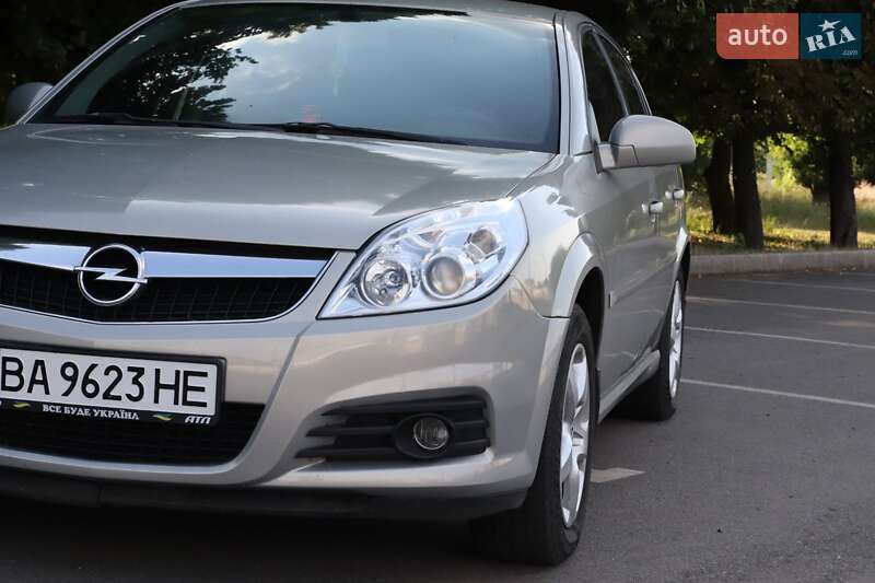 Седан Opel Vectra 2007 в Долинській