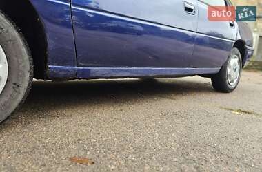Седан Opel Vectra 1991 в 