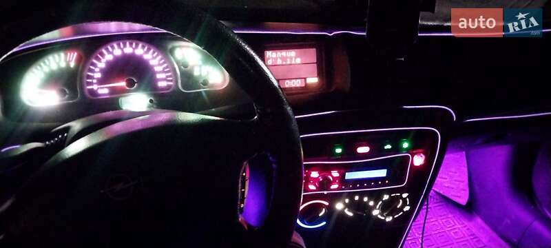 Седан Opel Vectra 1997 в Львове фото 3 Седан Opel Vectra 1997 в Львове