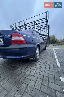 Седан Opel Vectra 1996 в 