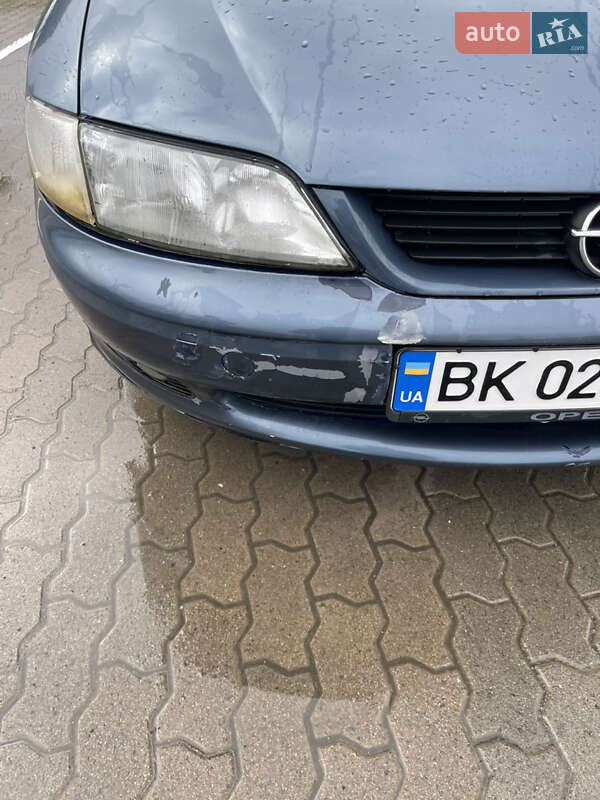 Седан Opel Vectra 1998 в Бродах