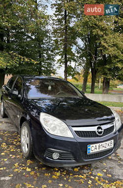 Седан Opel Vectra 2005 в 