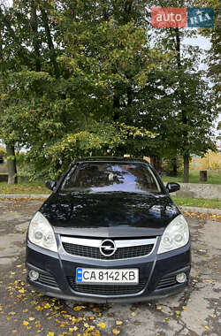 Седан Opel Vectra 2005 в 