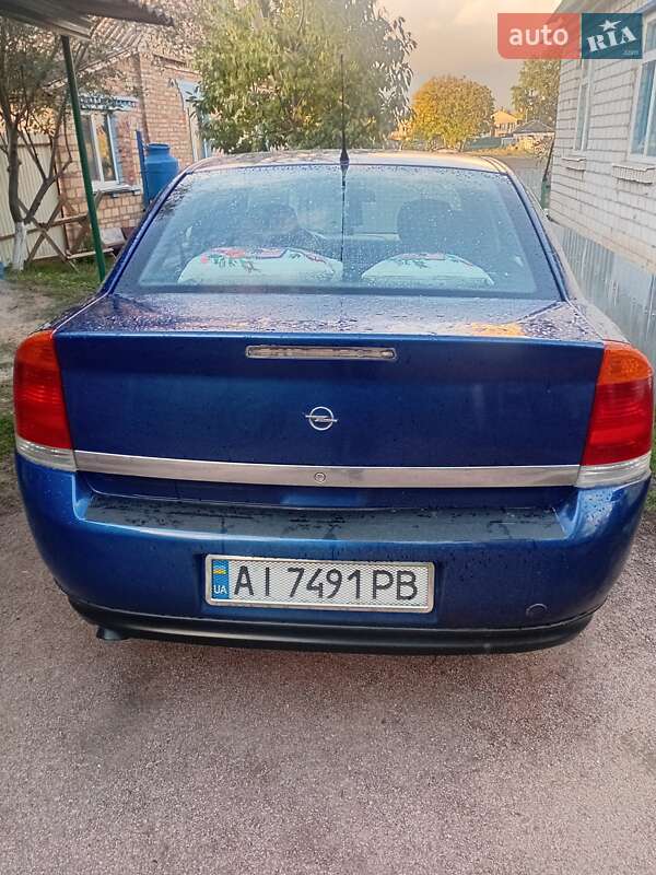 Седан Opel Vectra 2004 в Бобрике фото 2 Седан Opel Vectra 2004 в Бобрике
