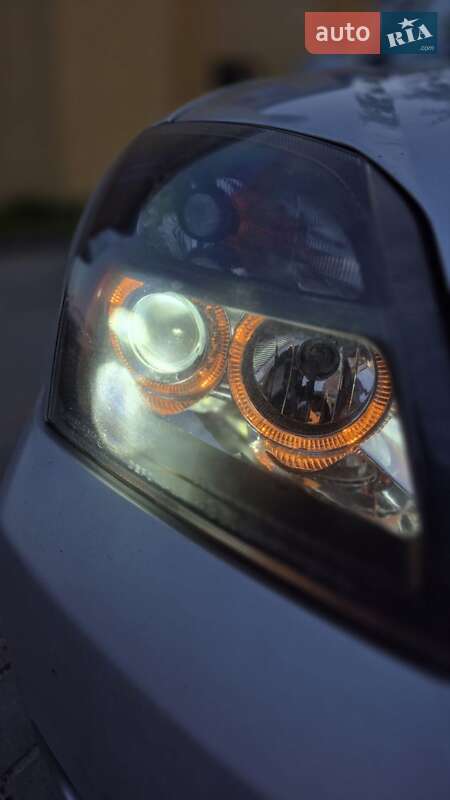 Седан Opel Vectra 2002 в Львове фото 3 Седан Opel Vectra 2002 в Львове