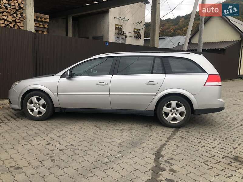 Універсал Opel Vectra 2006 в Поляні