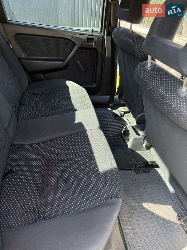 Ліфтбек Opel Vectra 1994 в Ременеві фото 6 Ліфтбек Opel Vectra 1994 в Ременеві