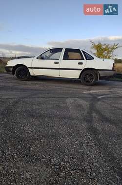 Седан Opel Vectra 1989 в  фото 3 Седан Opel Vectra 1989 в
