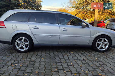 Универсал Opel Vectra 2005 в 
