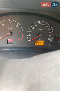 Седан Opel Vectra 2002 в 