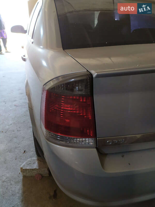 Седан Opel Vectra 2008 в Миколаєві
