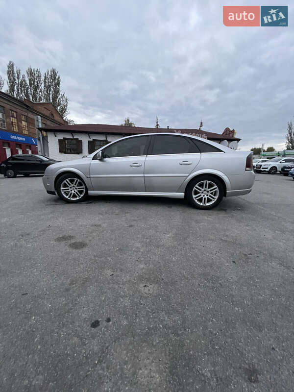 Ліфтбек Opel Vectra 2002 в Кременчуці фото 12 Ліфтбек Opel Vectra 2002 в Кременчуці