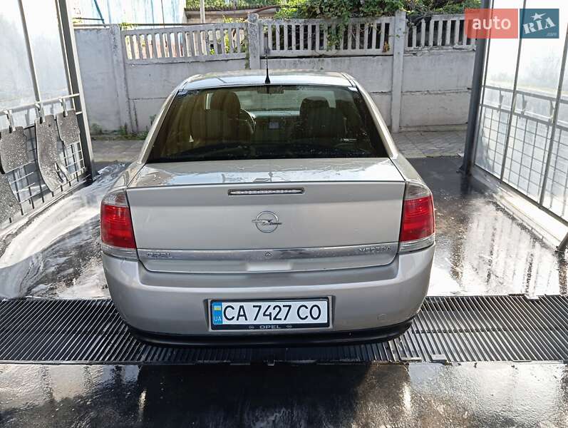 Седан Opel Vectra 2004 в Черкассах фото 2 Седан Opel Vectra 2004 в Черкассах