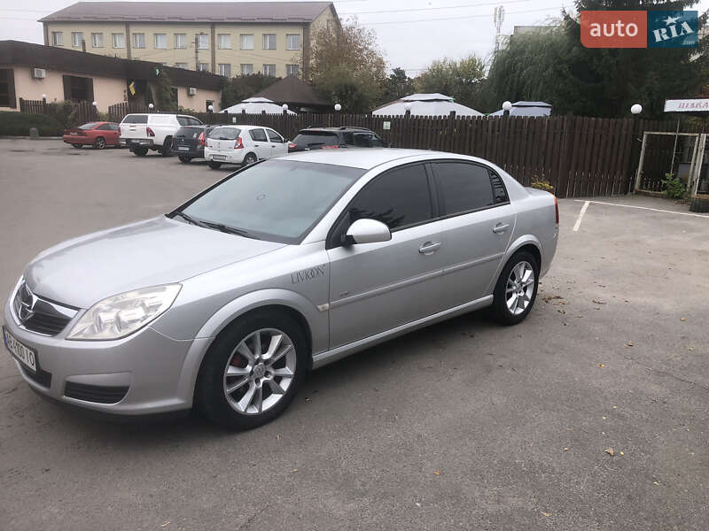 Седан Opel Vectra 2005 в Виннице
