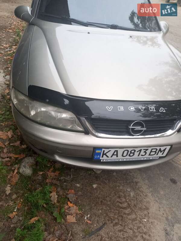 Седан Opel Vectra 1999 в Києві
