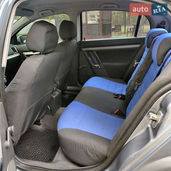 Седан Opel Vectra 2007 в Броварах