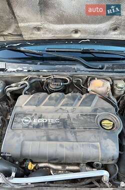 Универсал Opel Vectra 2005 в 