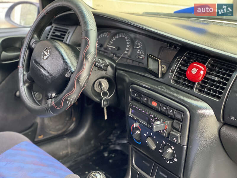 Ліфтбек Opel Vectra 1997 в Дунаївцях фото 51 Ліфтбек Opel Vectra 1997 в Дунаївцях