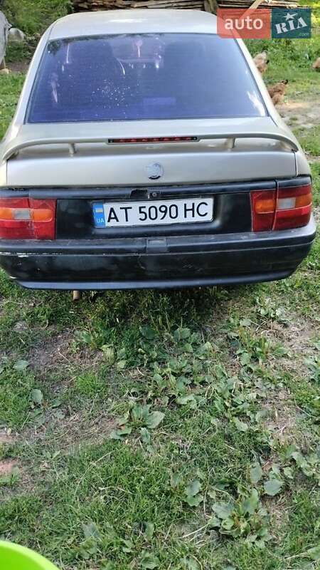 Седан Opel Vectra 1994 в Ивано-Франковске фото 5 Седан Opel Vectra 1994 в Ивано-Франковске