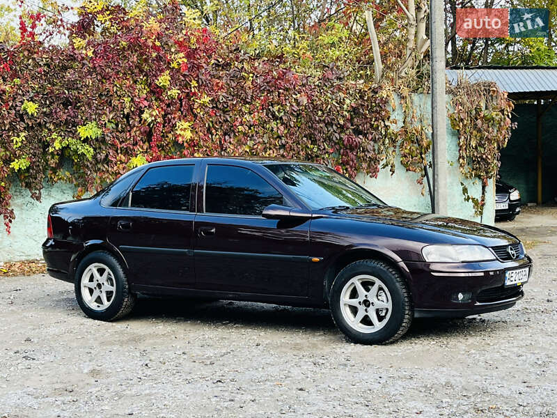 Седан Opel Vectra 1997 в Каменском фото 4 Седан Opel Vectra 1997 в Каменском