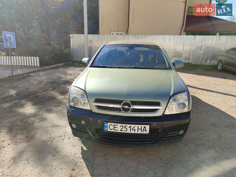 Лифтбек Opel Vectra 2005 в Черновцах
