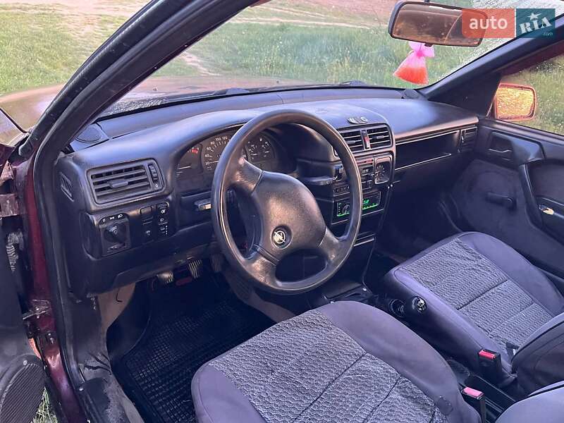 Седан Opel Vectra 1991 в Жмеринке фото 5 Седан Opel Vectra 1991 в Жмеринке