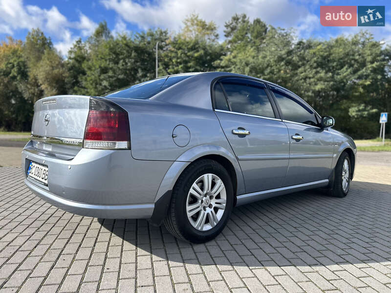 Седан Opel Vectra 2007 в Львове
