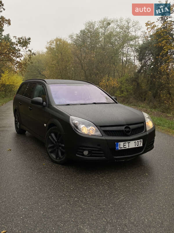 Универсал Opel Vectra 2007 в  фото Универсал Opel Vectra 2007 в