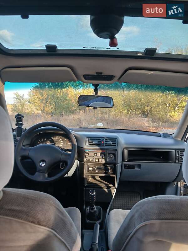 Седан Opel Vectra 1991 в Днепре