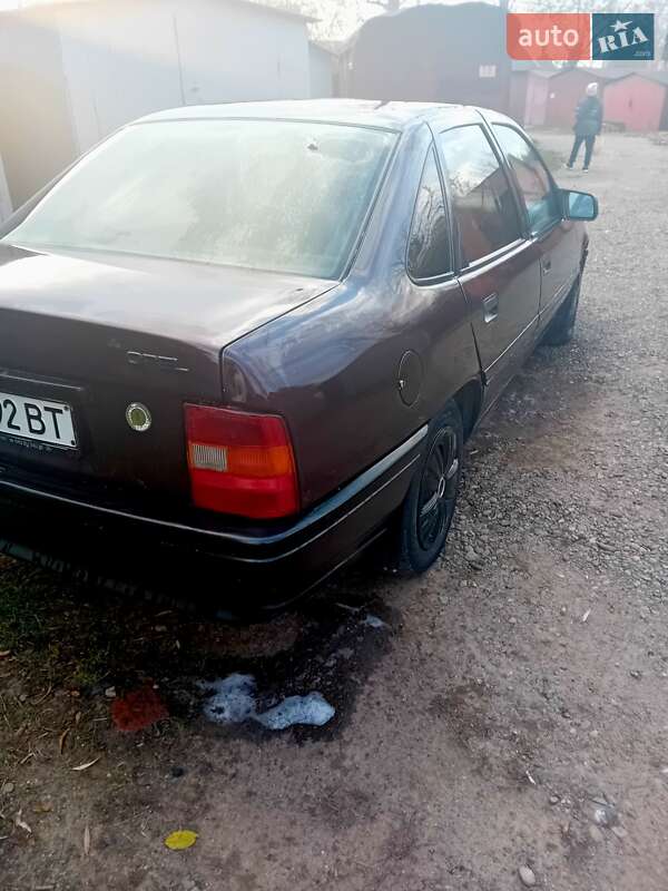 Седан Opel Vectra 1992 в Коломые