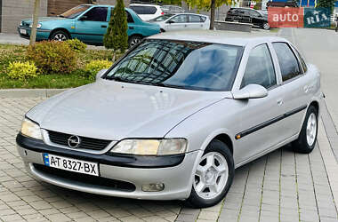 Седан Opel Vectra 1998 в  фото 27 Седан Opel Vectra 1998 в