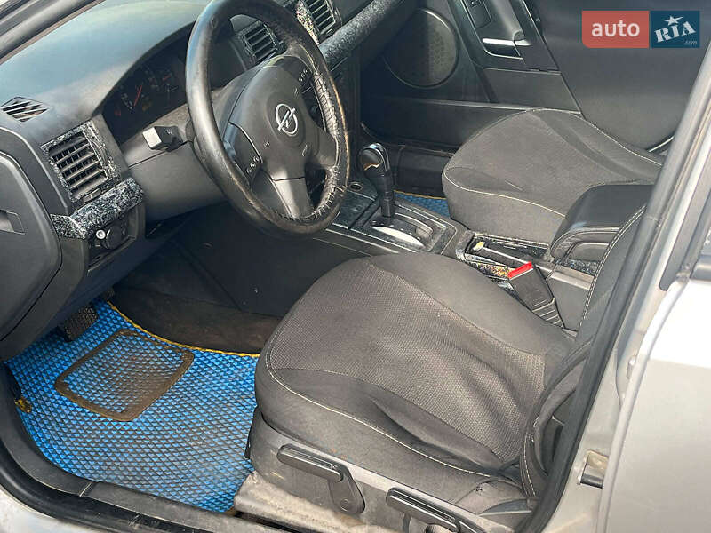 Седан Opel Vectra 2002 в Киеве фото 13 Седан Opel Vectra 2002 в Киеве