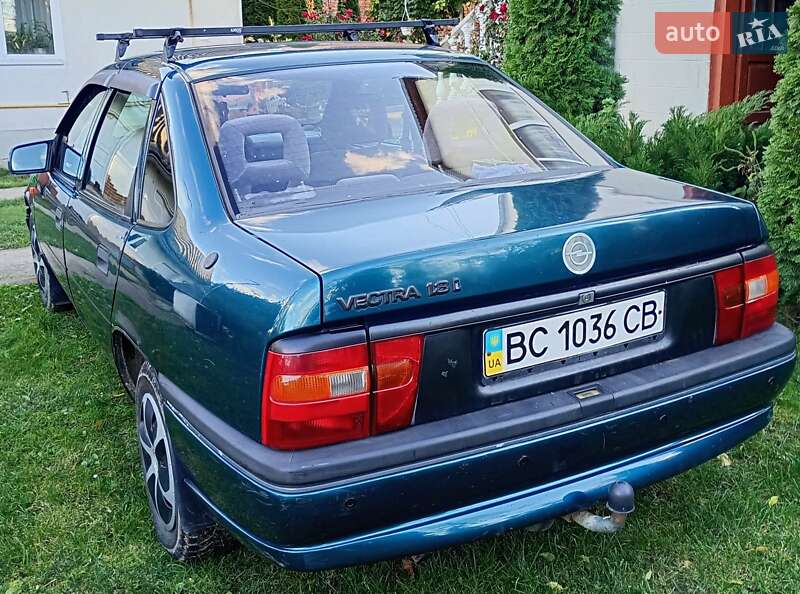 Седан Opel Vectra 1995 в Рогатині