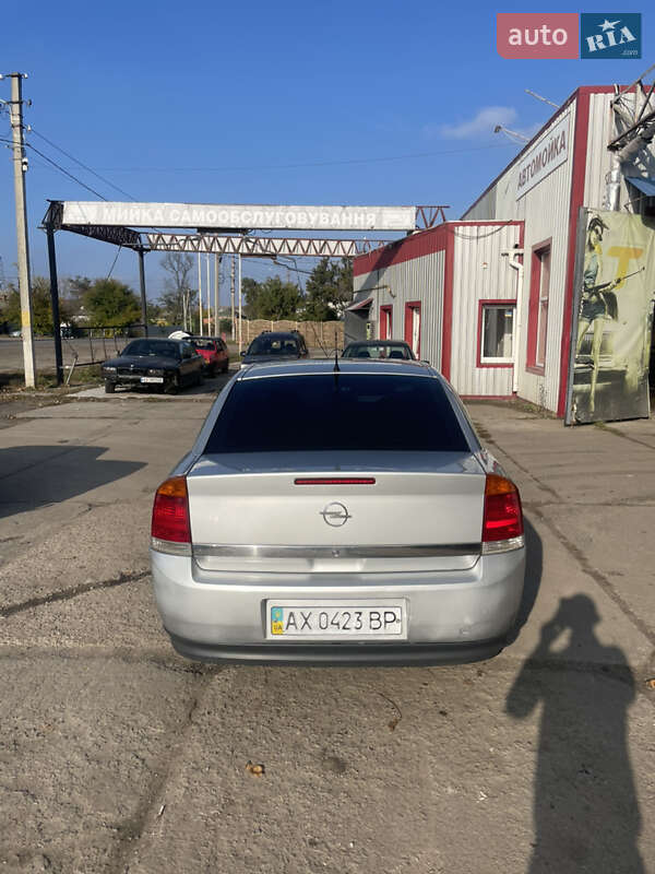 Седан Opel Vectra 2003 в Мерефа