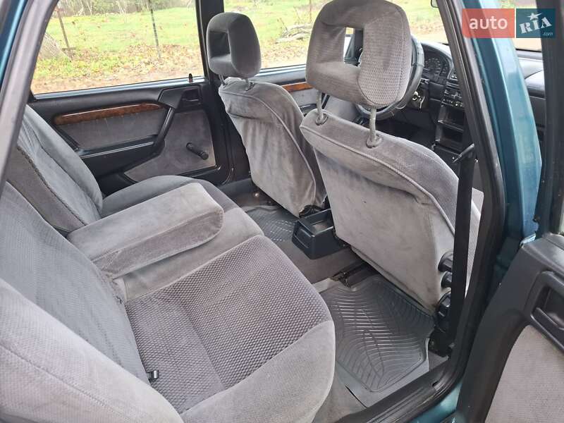 Седан Opel Vectra 1995 в Немирове