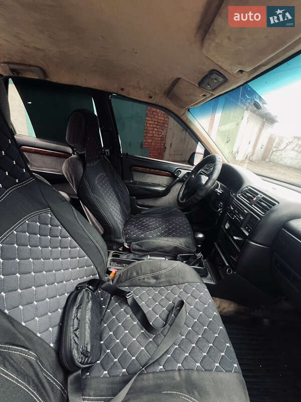 Седан Opel Vectra 1991 в Хмельницькому