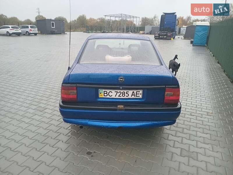 Седан Opel Vectra 1990 в Львове фото 3 Седан Opel Vectra 1990 в Львове