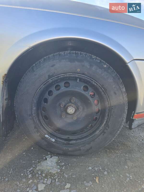 Седан Opel Vectra 2000 в Ужгороде