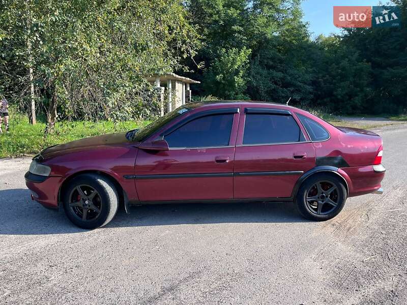 Седан Opel Vectra 1995 в Бурштині фото 7 Седан Opel Vectra 1995 в Бурштині