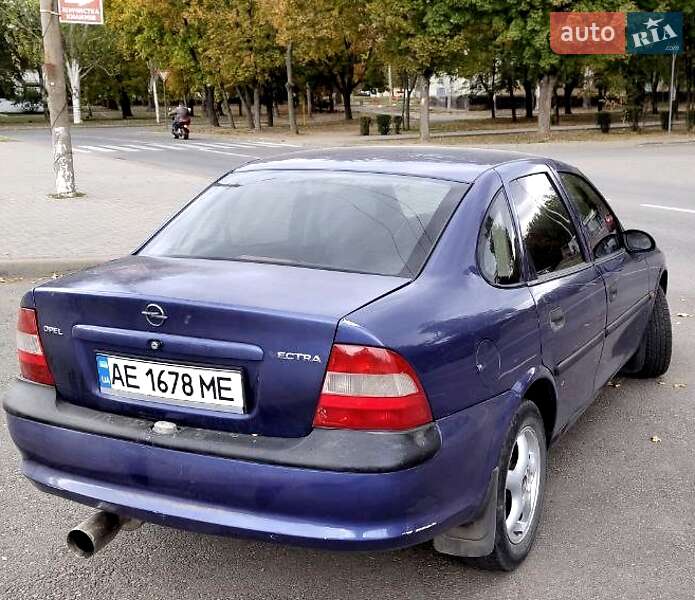 Седан Opel Vectra 1996 в Покрові фото 4 Седан Opel Vectra 1996 в Покрові