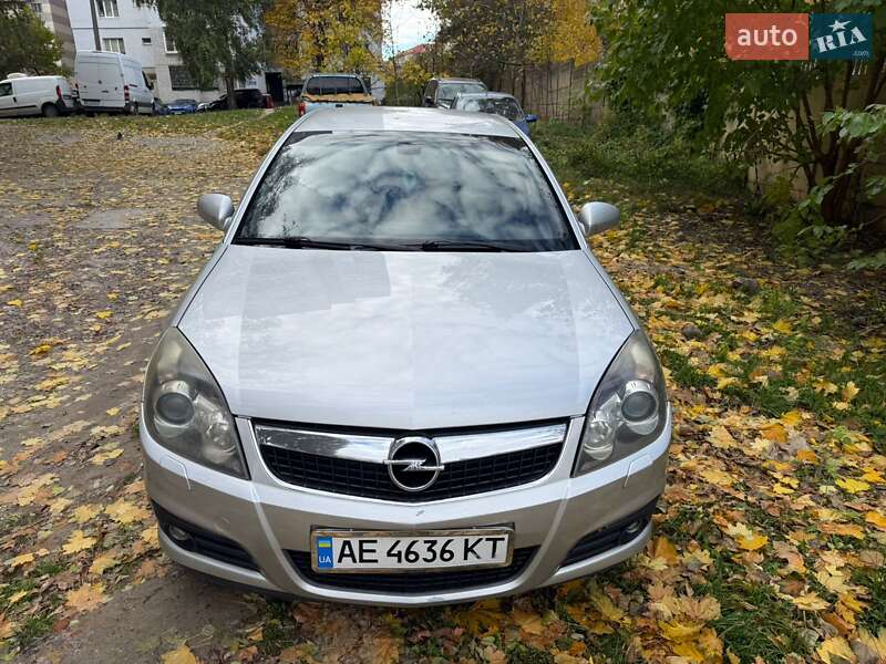 Седан Opel Vectra 2008 в Киеве