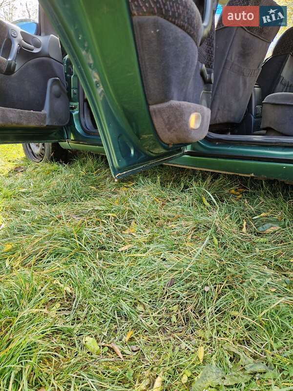 Седан Opel Vectra 1997 в Недригайлове