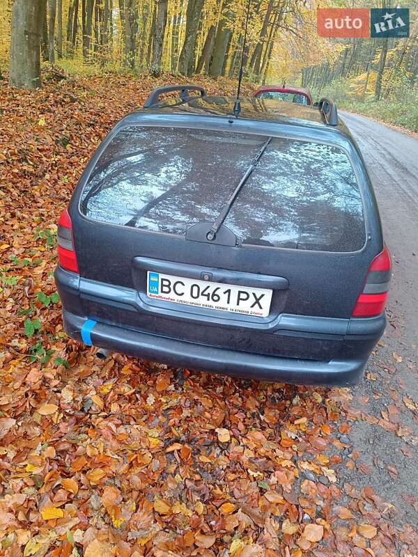 Универсал Opel Vectra 2000 в Новояворовске