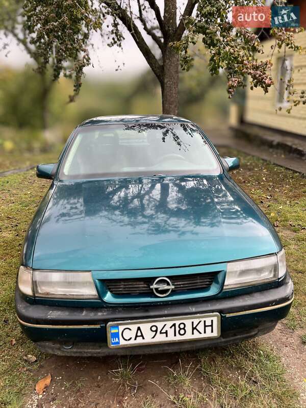 Седан Opel Vectra 1995 в Умани