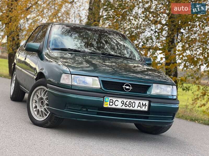 Ліфтбек Opel Vectra 1995 в Дрогобичі фото 4 Ліфтбек Opel Vectra 1995 в Дрогобичі