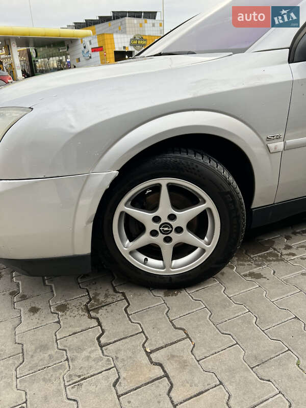 Седан Opel Vectra 2004 в Вишневому фото 4 Седан Opel Vectra 2004 в Вишневому