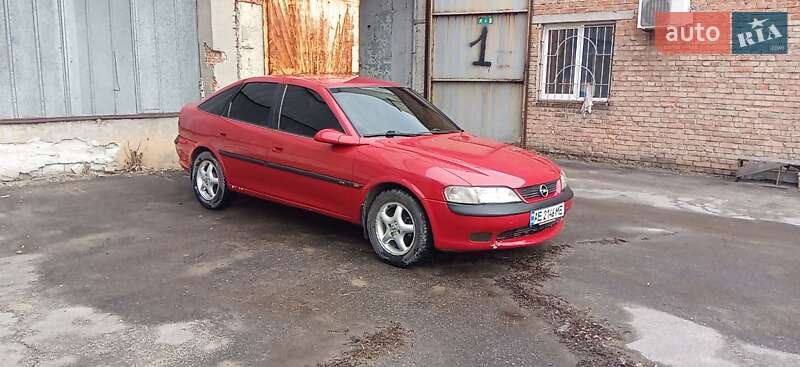 Седан Opel Vectra 1998 в Днепре фото 2 Седан Opel Vectra 1998 в Днепре