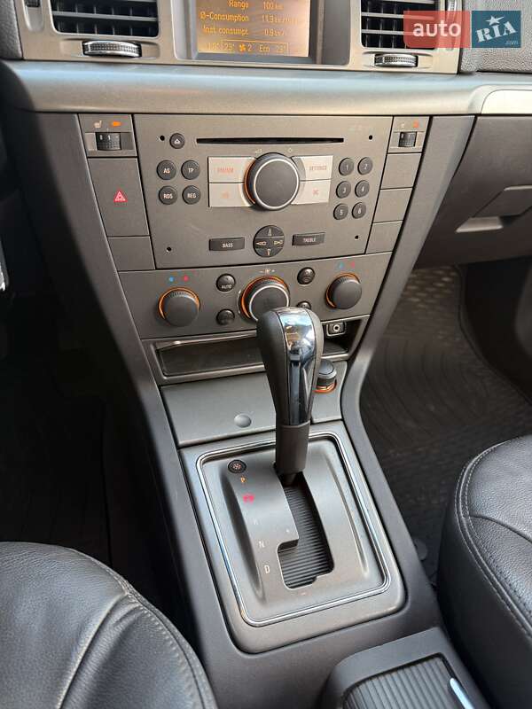 Седан Opel Vectra 2008 в Белой Церкви фото 49 Седан Opel Vectra 2008 в Белой Церкви