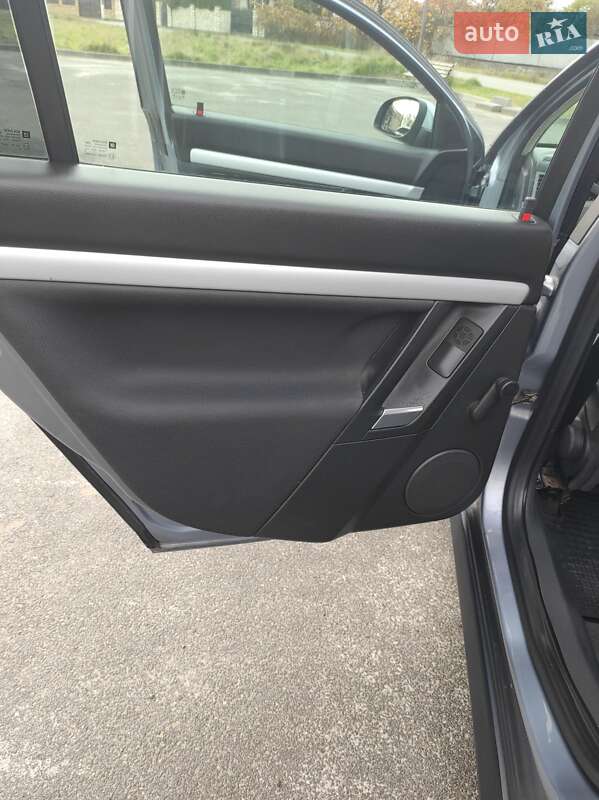 Універсал Opel Vectra 2004 в Виноградові