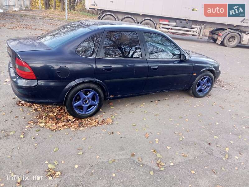 Седан Opel Vectra 1998 в Золочеве фото 11 Седан Opel Vectra 1998 в Золочеве